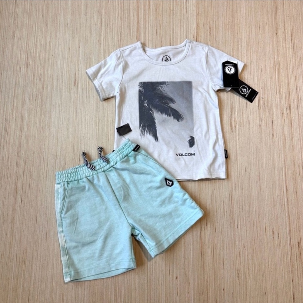 🆕 4T Volcom Palm Tree Set